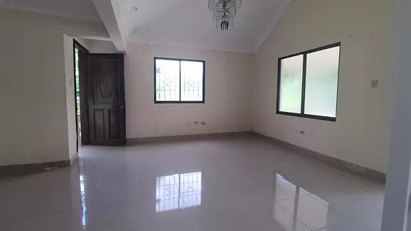 casas - Casa con 4 niveles, Charles de Gaulle (J.E)  6