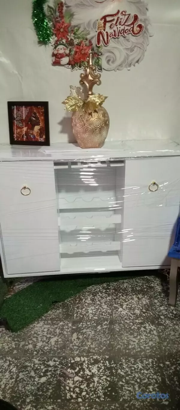 decoración y accesorios - Es una vinera está nueva  3