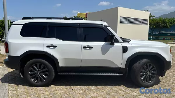 jeepetas y camionetas - Toyota Land Cruiser Prado 2024 hibrido 6