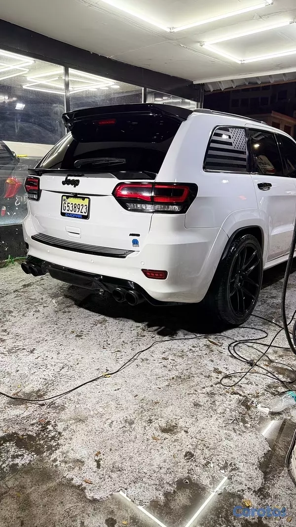 jeepetas y camionetas - jeep grand Cherokee summit v8 kit Srt  2