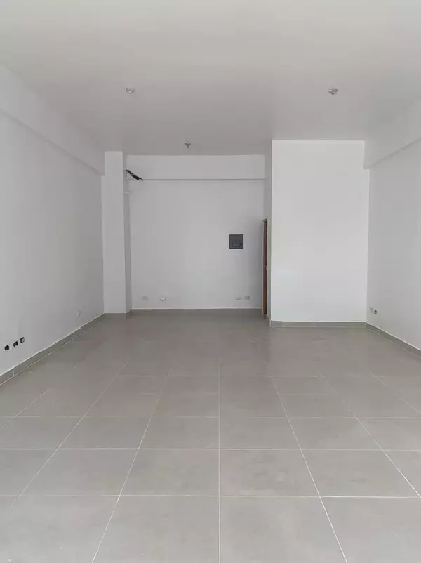 oficinas y locales comerciales - Local Piantini 52 metros 2