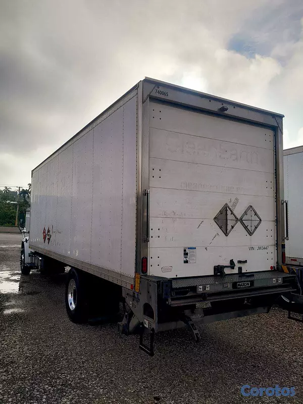 camiones y vehiculos pesados - FREIGHTLINER M2 106 AÑO 2018 4