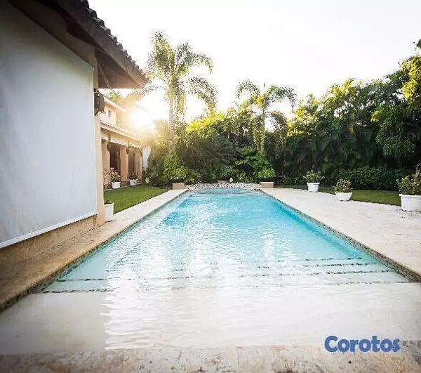 casas vacacionales y villas - Hermosa casa ubicada en Metro Country Club, Juan Dolio 6