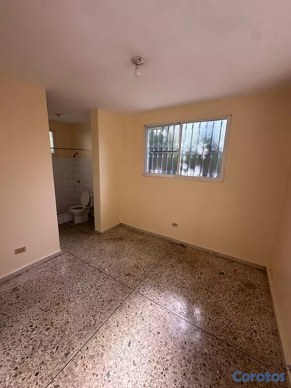 casas - Se alquila Casa renovada en Santiago 17