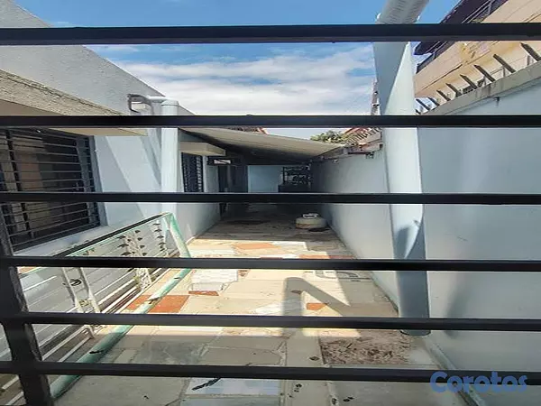 casas - Hermosa Casa en Mirador del Este 2