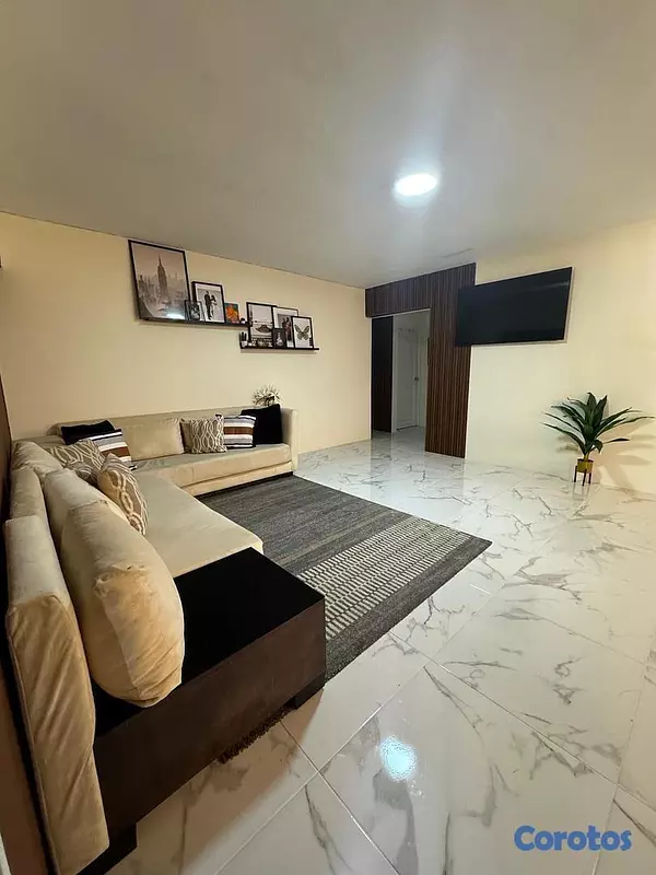 apartamentos - venta de apartamento remodelado 2do piso en la Isabelita Santo Domingo este  3