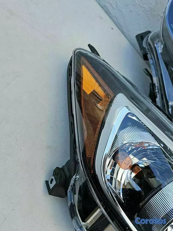 repuestos - Pantalla / Luces Delanteras para Subaru Impreza –  3