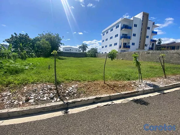 solares y terrenos - solar completamente llano en la parte alta de puerto plata  2