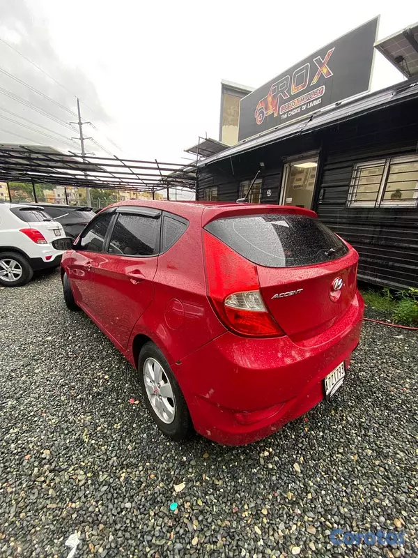 carros - Hyundai Accent 2012 10