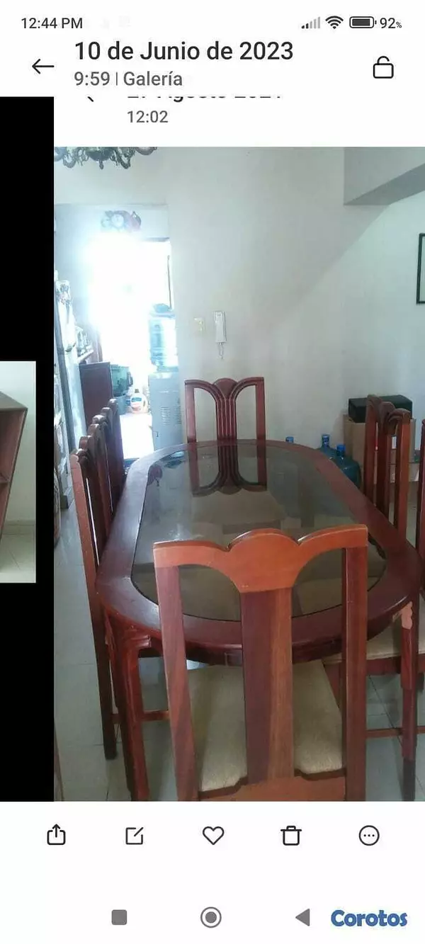 muebles y colchones -  comedor caoba mesa de 6 silla en buenas condiciones  2