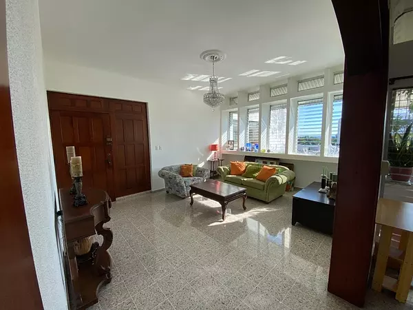 apartamentos - Alquiler Amplio Apartamento de 3 Habitaciones, Bella Vista, Santo Domingo 3