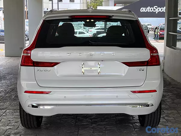 jeepetas y camionetas - Volvo XC60 T8 Ultimate Recharge 2026 3