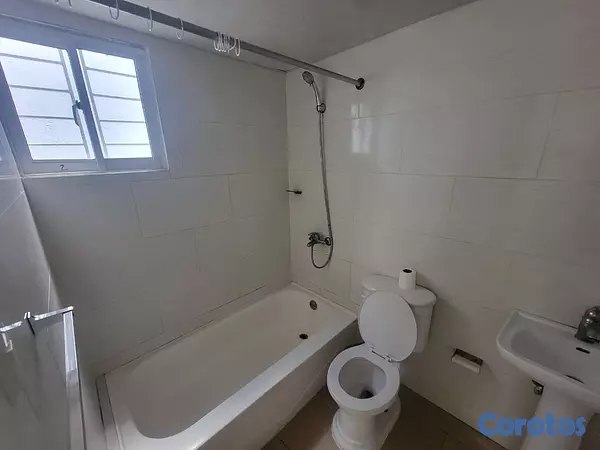 apartamentos - venta de apartamento en  charles de Gaulle Santo Domingo este de 100mts 3er piso 5