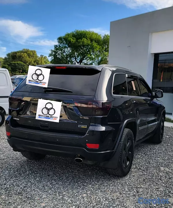 jeepetas y camionetas - JEEP GRAND CHEROKEE LAREDO 2012 8