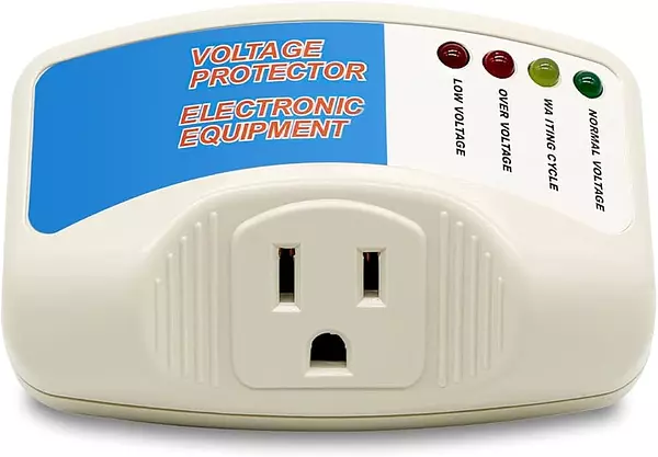 otros electronicos - PROTECTOR DE VOLTAJE REFRIGERADORES Y NEVERAS