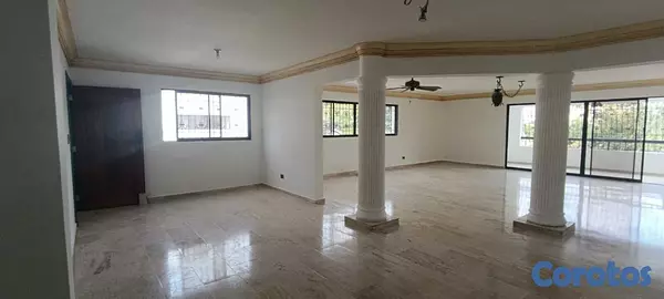 apartamentos - Bella Vista, Amplio Apartamento en Torre Clásica 3