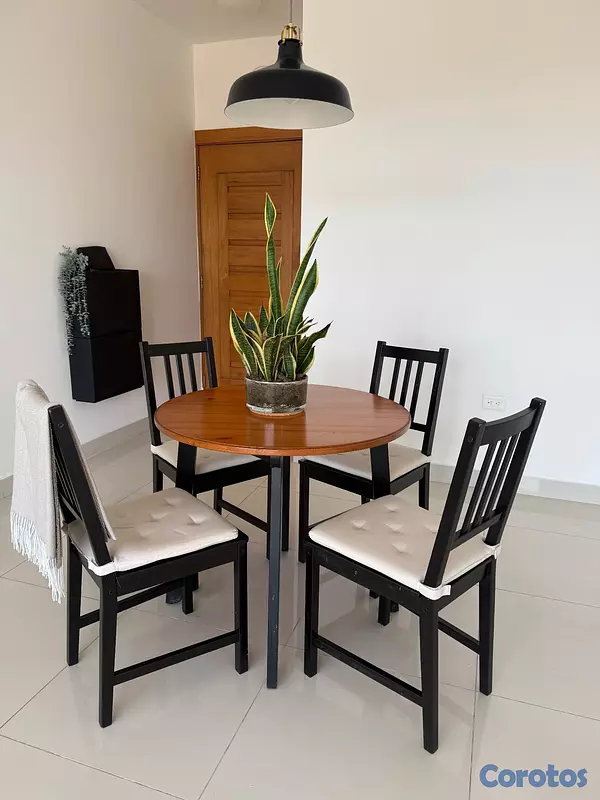 muebles y colchones - Comedor IKEA  4