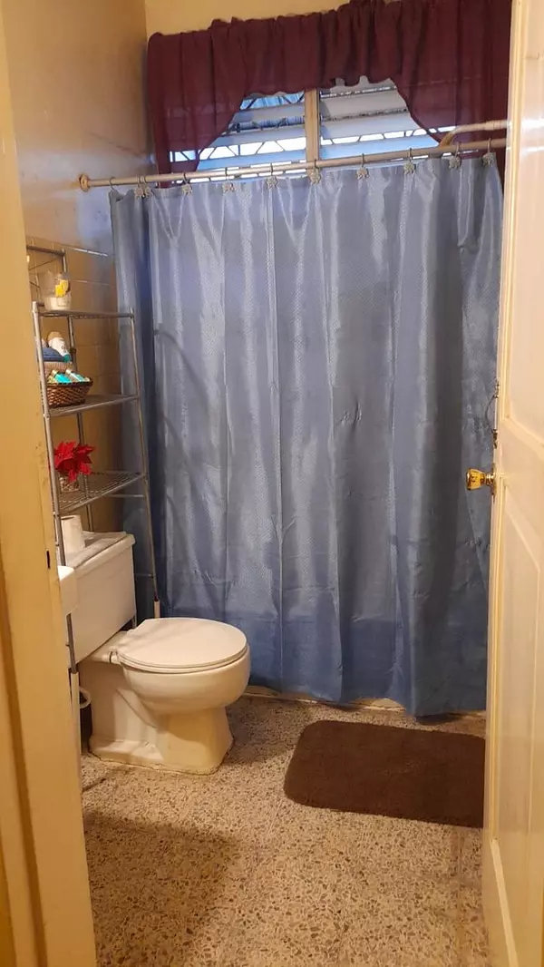 casas - Vendo casa en hondura 401mst 191 mst construcción 5 Hab  1