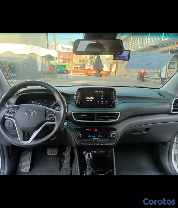 jeepetas y camionetas - HYUNDAI TUCSON 2020 BLANCO DIESEL 7