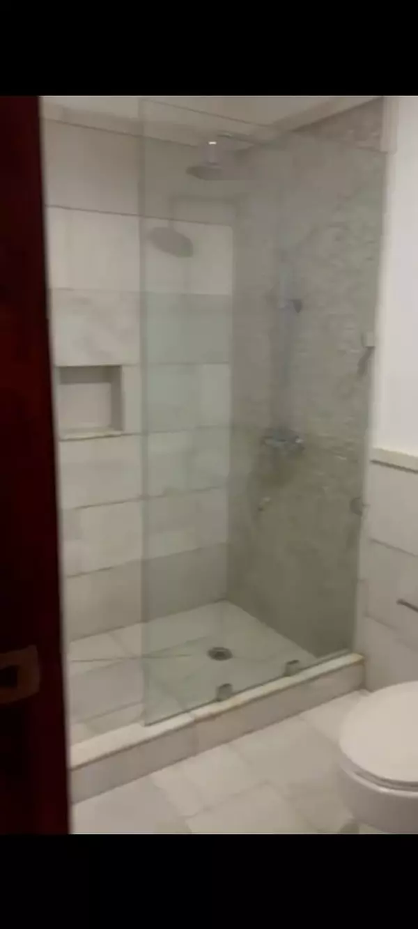 apartamentos - Vendo oportunidad moderno apartamento en Evaristo morales 🕹 US$195,000   6