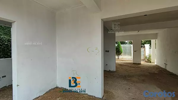 casas - Se venta esta Casa de 2 niveles en construcción en 6