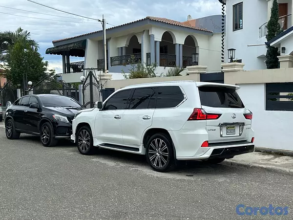 jeepetas y camionetas - LEXUS LX 570  11