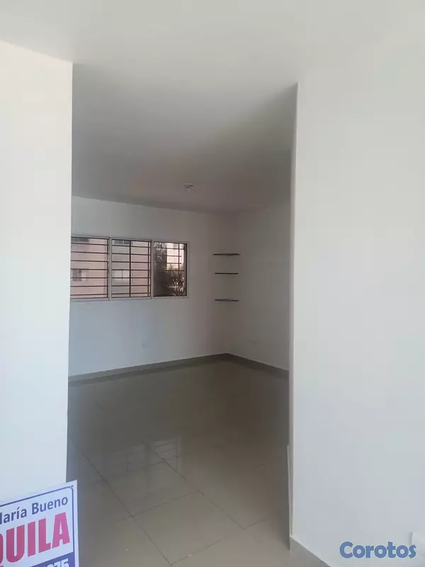 apartamentos - Alquilo hermoso y amplio apartamento en los rieles 2