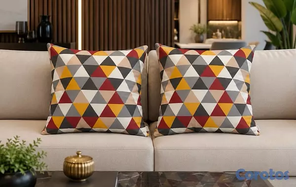 decoración y accesorios - Funda Cojin Decorativo Diseño Triangular Rojo y Amarillo 2