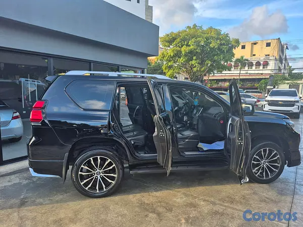 jeepetas y camionetas - Vendemos por motivos Familiares  8
