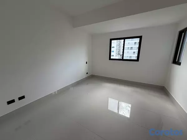 apartamentos - Alquiler de Apartamento en Ensache Seralles 4