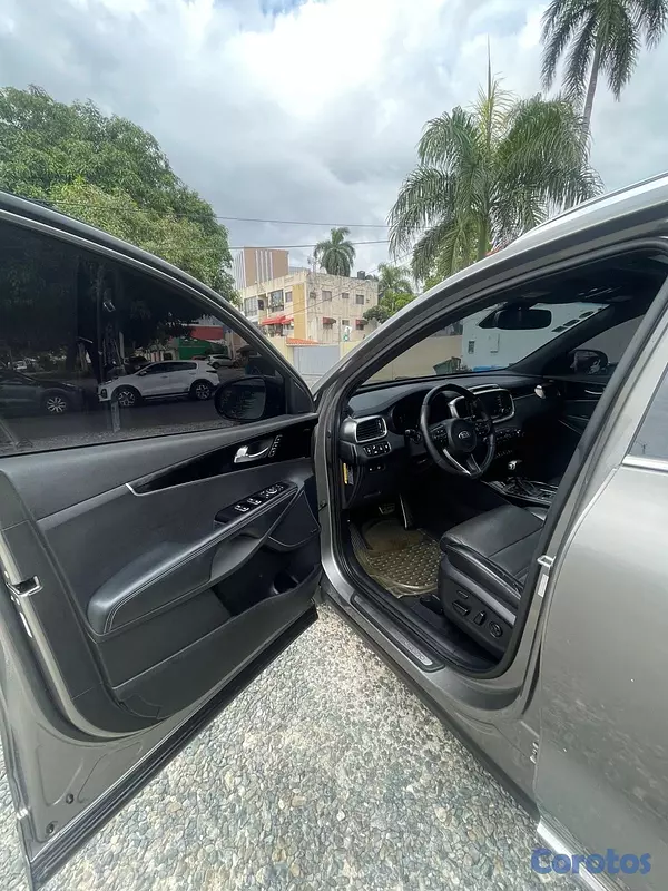 jeepetas y camionetas - Kia sorento SXL panorámica GDI  6