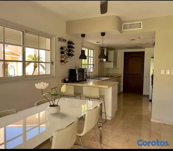 apartamentos - Apartamento de dos niveles, amoblado en el Residencial Cocotal en renta 2