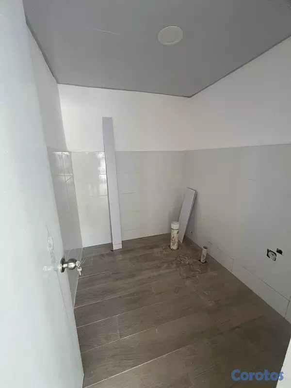 oficinas y locales comerciales - Locales de Alquiler  2