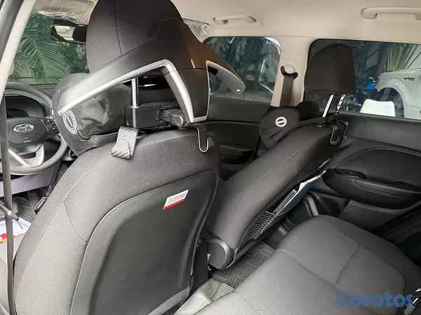 jeepetas y camionetas - Hyundai Venue 2023 FULL — Garantía vigente — Solo  8