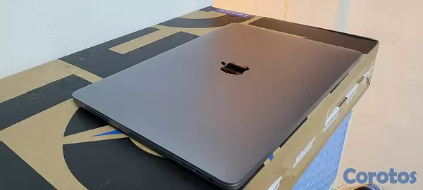 computadoras y laptops - Macbook 13.3 Pulg Core i7 Ram DDR4 16GB DISCO 512GB SSD AÑO 2018 3
