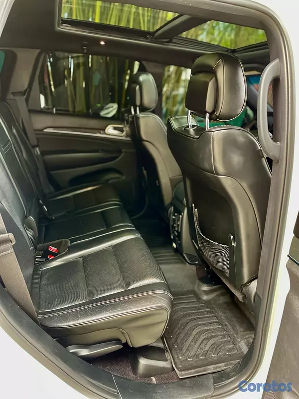 jeepetas y camionetas - JEEP GRAND CHEROKE OVERLAND 2017 11