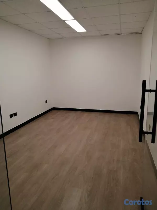 oficinas y locales comerciales - LOCAL COMERCIAL IDEAL PARA OFICINAS  7