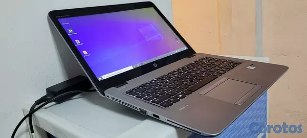 computadoras y laptops - Laptop hp Touch 14 Pulg Core i5 7ma Gen Ram 8gb ddr4 Disco 500gb bluetoth 2