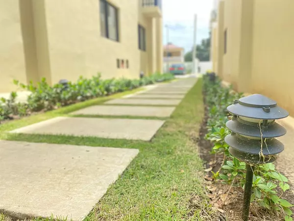 apartamentos - Apartamento 4to Nivel en Residencial Cerrado, Jardines del Norte 9