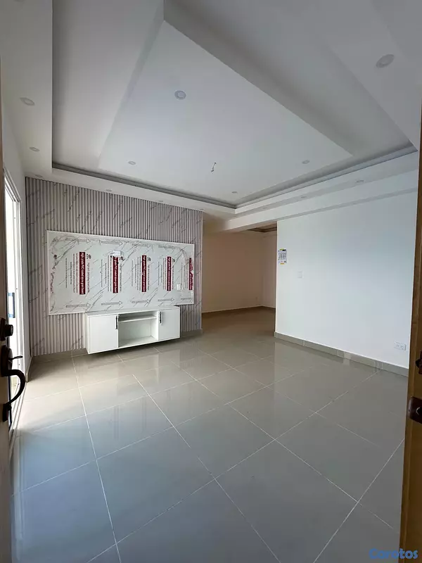 apartamentos - venta de apartamento en la autopista de san isidro con 127mts y 2 parqueos  4