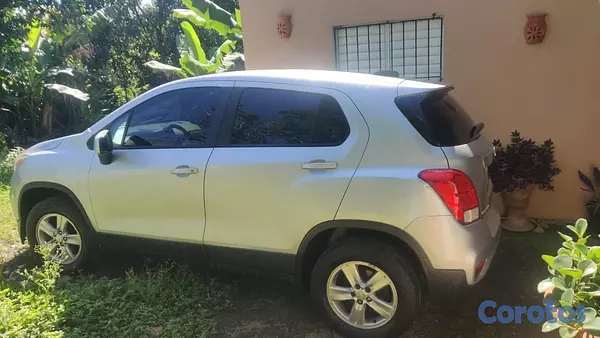 jeepetas y camionetas - Chevrolet Trax LT 2018 4