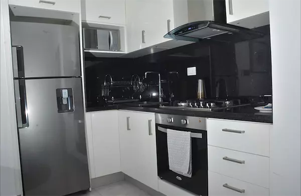 apartamentos - Apartamento de venta amueblada en La Esmeralda 1