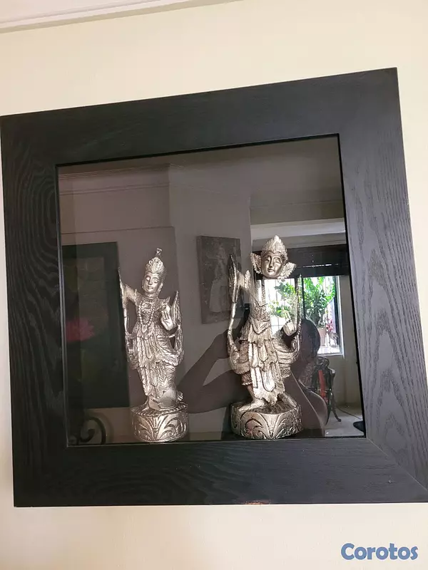 decoración y accesorios - Colección Exclusiva de Cuadros con Estatuillas Orientales de Casa Cuesta 3