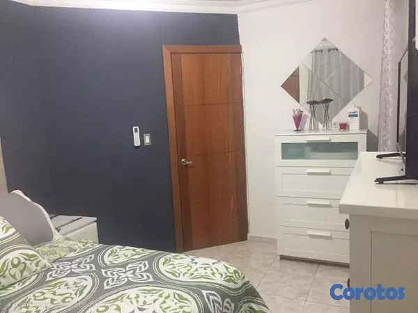 apartamentos - Apartamento remodelado de oportunidad en la Av. Monumental cerca autopist duarte 3