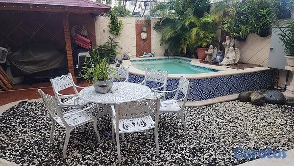 casas - Amplia Casa en Venta – Los Restauradores 5
