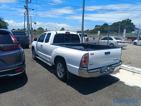 jeepetas y camionetas - Toyota Tacoma 2006 Cabina y media 4x2 7