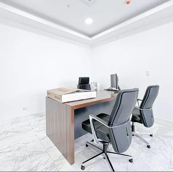 oficinas y locales comerciales - Locar corporativo en Piantini  5