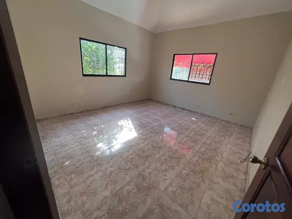 casas - venta de casa en amapola santo Domingo este con 338mts  8