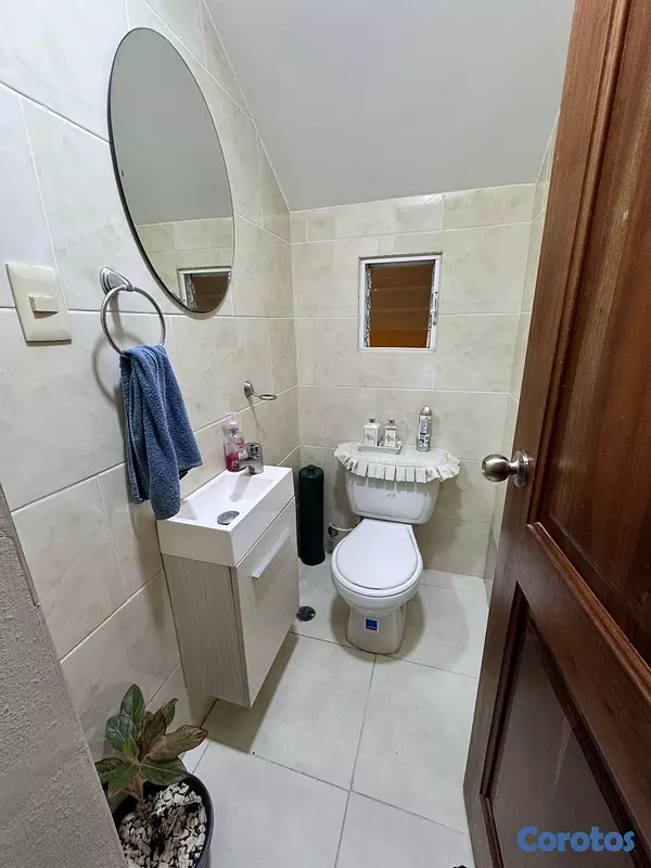 casas - venta de casa en la autopista de san isidro Brisa oriental Santo Domingo  10