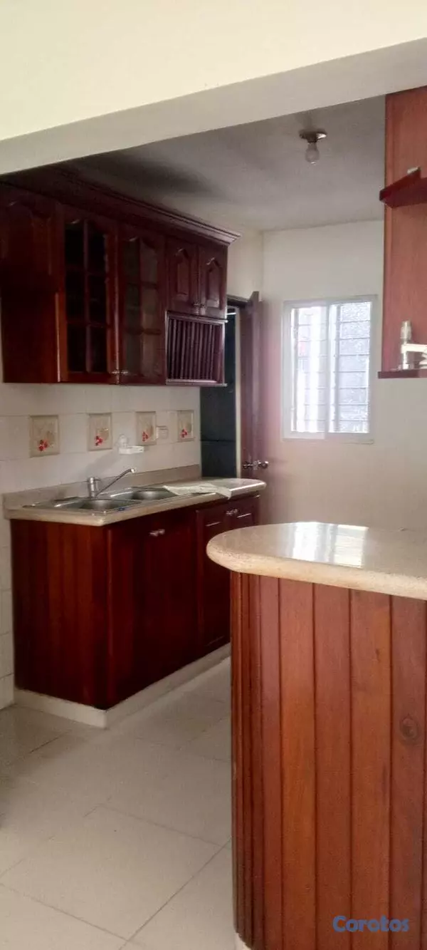apartamentos - Alquiler  de hermoso apartamento, en primer piso 3